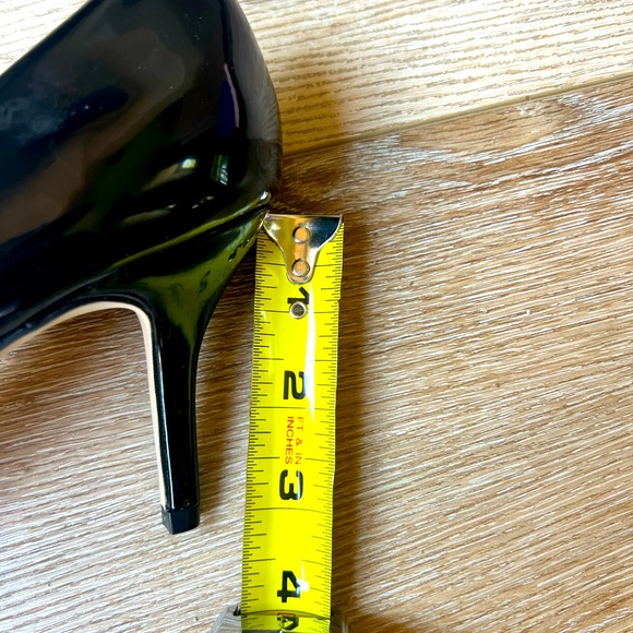 Madden Girl Black Heel - Picture 7 of 8